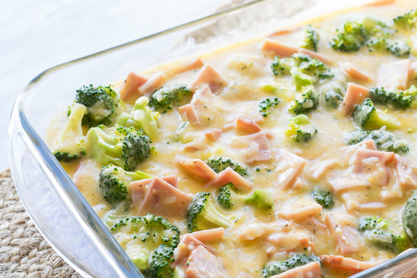 This cheesy leftover ham and rice casserole looks like a breeze to whip up! Maybe a good freezer casserole as well!