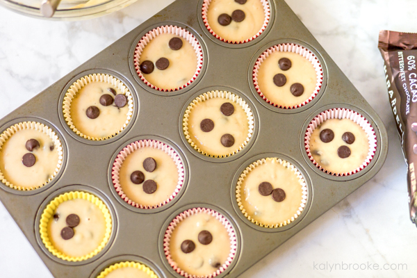 the best banana chocolate chip muffins pre-baking in a muffin tin