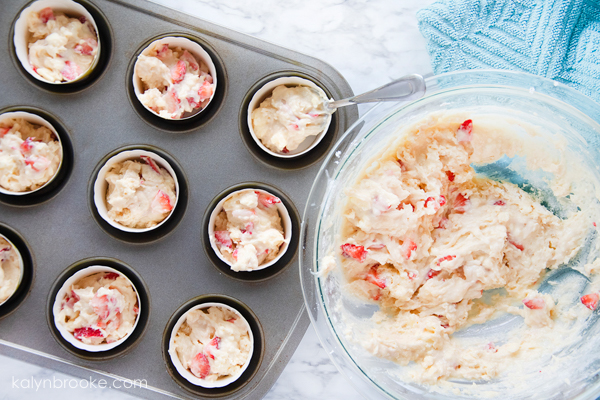 muffin batter and filled muffin cups